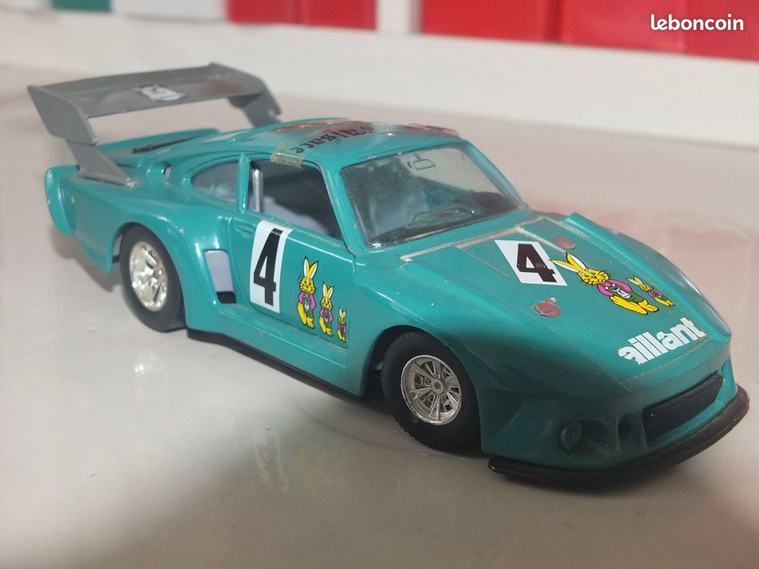 Bburago 1/43 - Porsche 963 2024 Racing Collection | Champion Le Mans