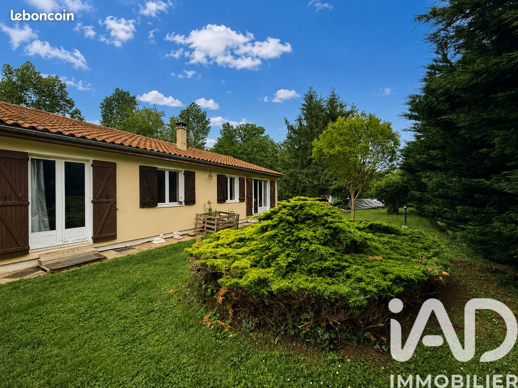 Maison 6 pièces 141 m² · à Saint-Martial · 141 m² · 174 900 €