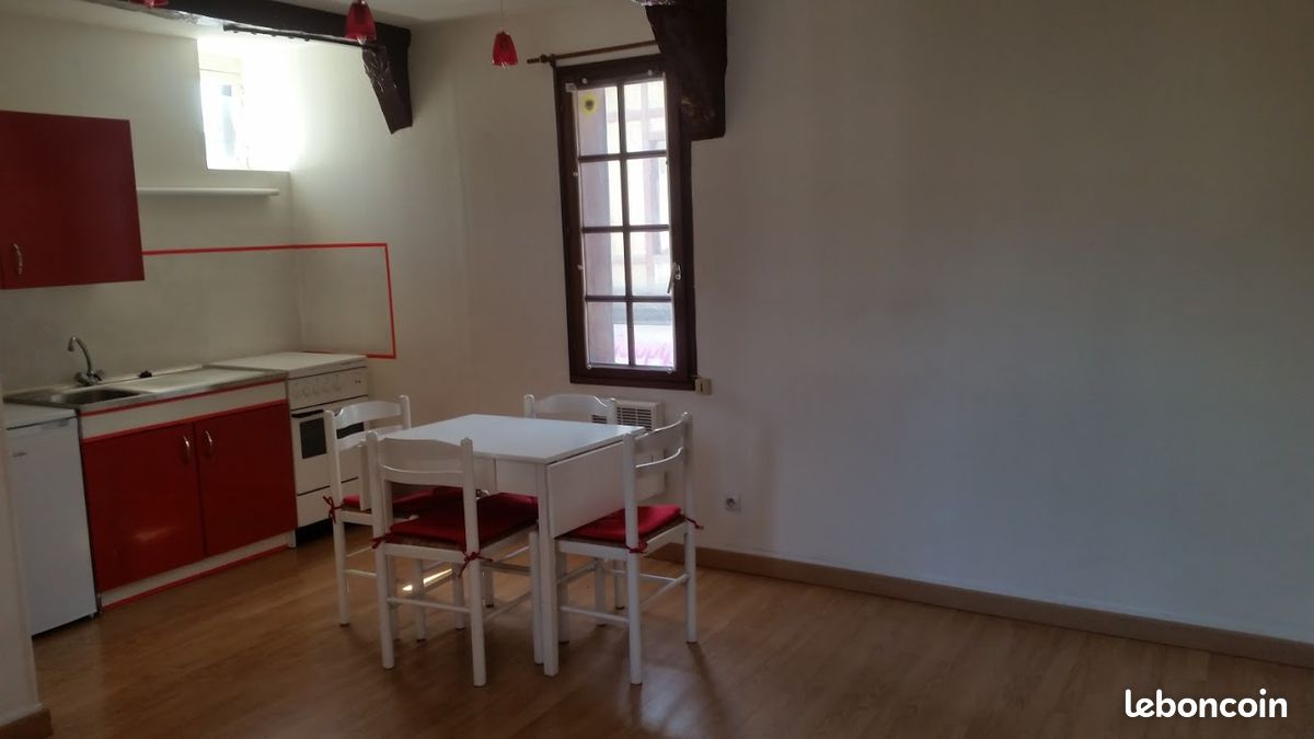 Appartement 1 pièce 30 m² · à Pont-Audemer · 30 m² · 365 €/mois