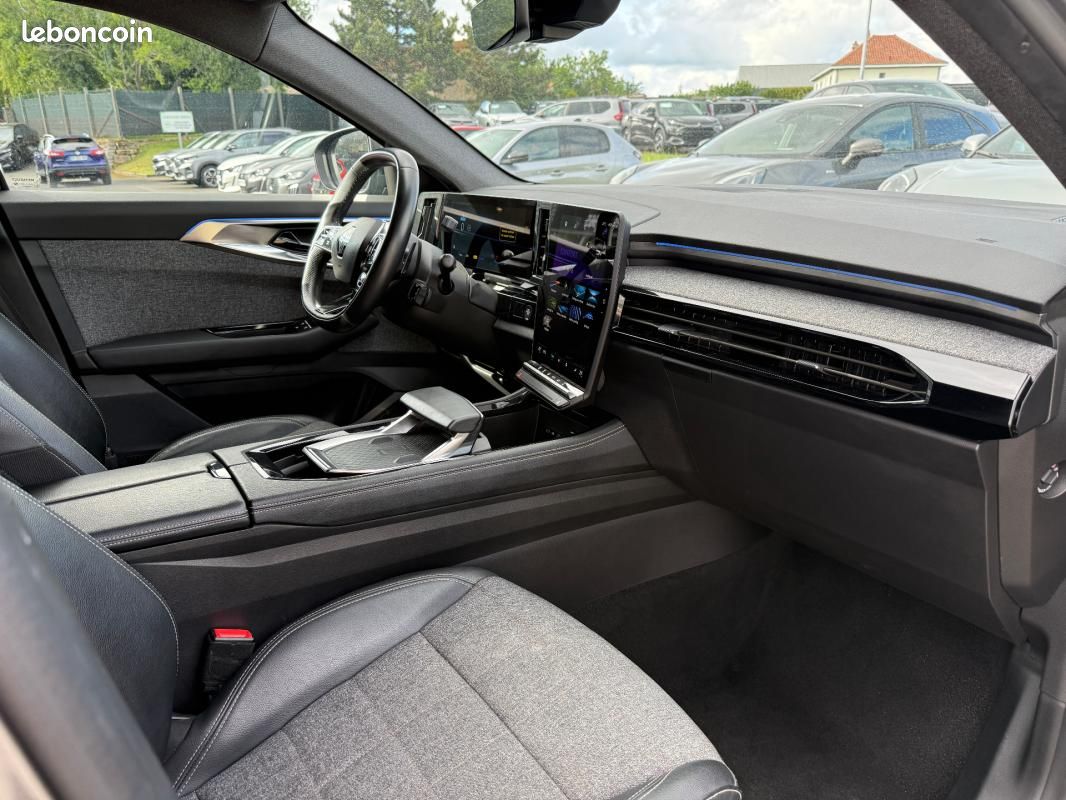 Renault Espace VI E-Tech hybrid 200 Techno (image 22)