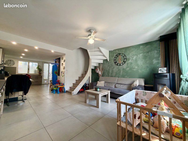 Maison 5 pièces 104 m² · à Bury · 104 m² · 175 000 €