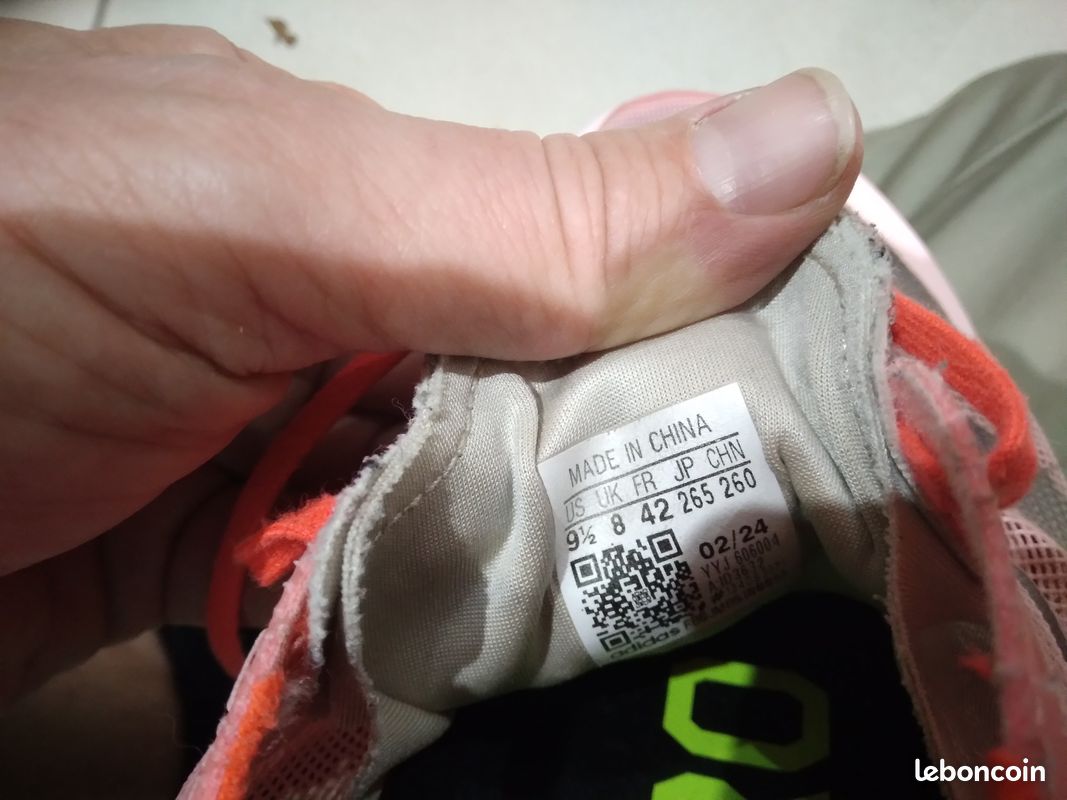 Chaussures sport femme Adidas adizero - taille 42 (image 2)