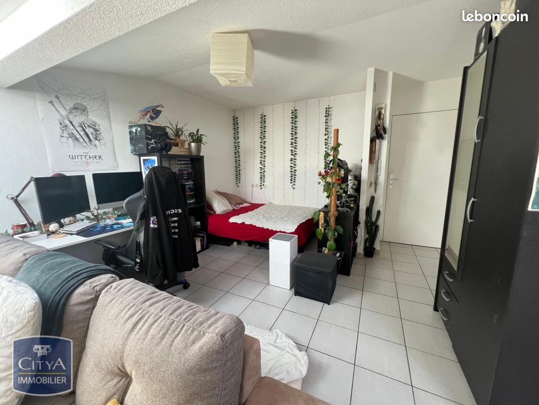 Studio 1 pièce 24 m² (image 1)
