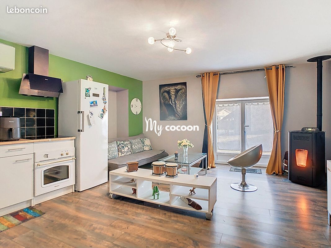 Maison 5 pièces 168 m² · à Druillat · 168 m² · 199 500 €