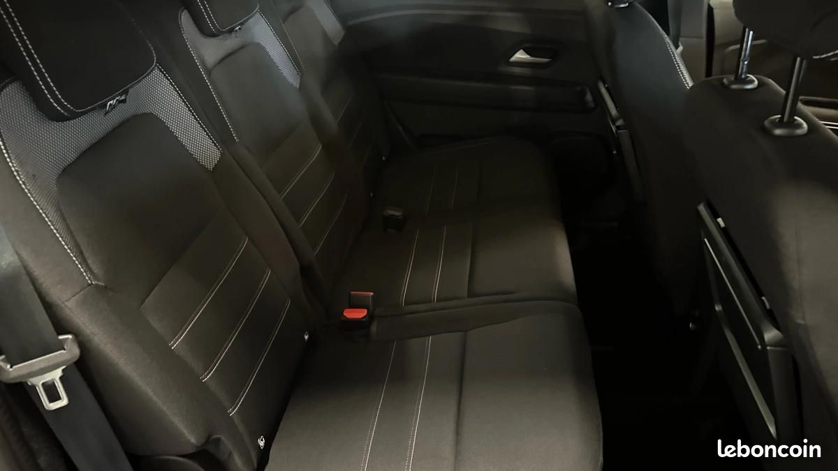 Dacia Jogger 1.0 TCE 110 EXTREME PLUS (image 13)