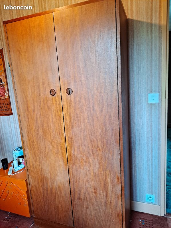 Armoire en teck (image 1)