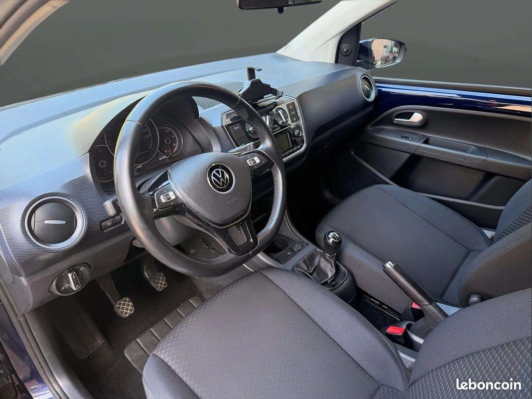 Volkswagen UP 1.0 65CH BLUEMOTION TECHNOLOGY LOUNGE 5P (image 14)