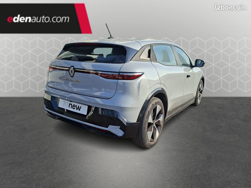 Renault Mégane E-Tech EV40 130ch standard charge Equilibre (image 5)
