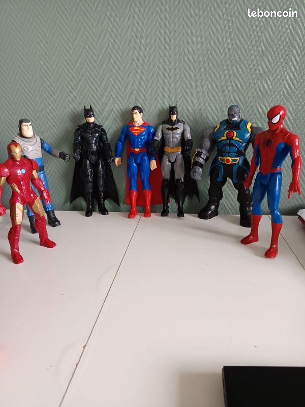 Lot 7 Figurines Marvel , DC Comics, etc...( 5 de 30 cm ) à retirer sur place (image 2)