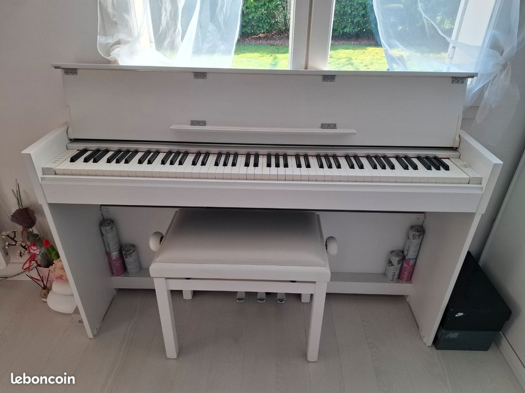 Piano numerique Yamaha arius ydp s52 + tabouret