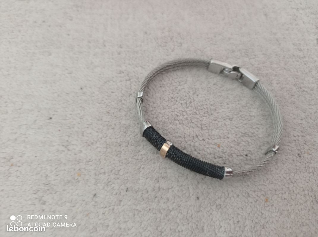 Bracelet double câble avec plaque en or 18K (image 1)