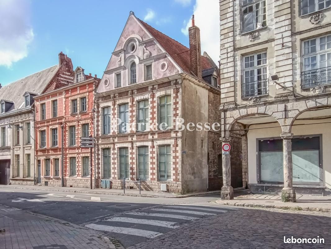 Maison 15 pièces 588 m² · à Arras · 588 m² · 1 100 000 €