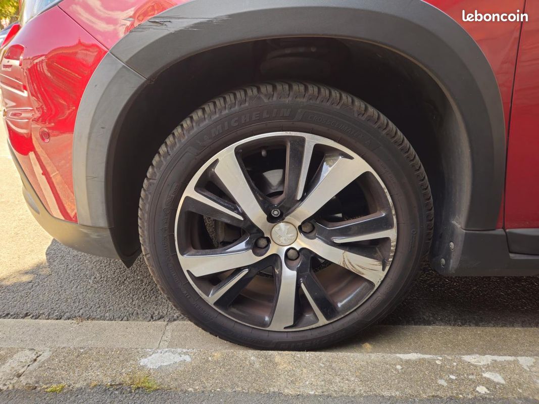 PEUGEOT 2008 1.2 THP Puretech 12V EAT6 S&S 110 cv Boîte auto - Distribution changée (image 22)