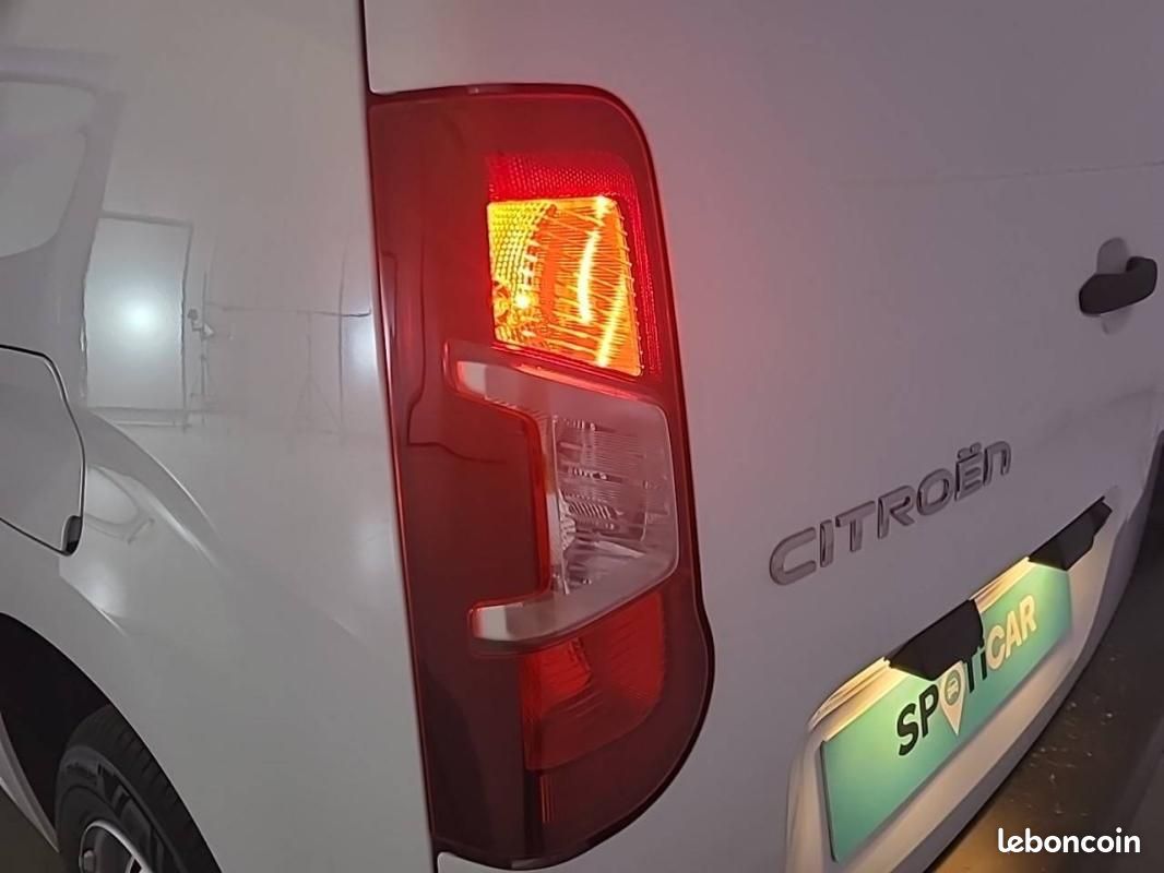 Citroën Berlingo VAN M DIESEL 100 CH MANUELLE (image 17)