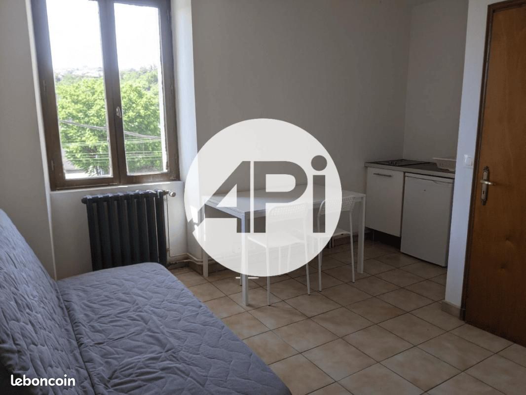 Appartement 1 pièce 16 m² · à La Grand-Croix · 16 m² · 390 €