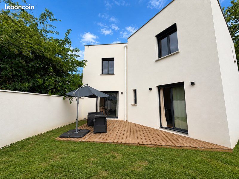 Maison 5 pièces 125 m² · à Lyon · 125 m² · 819 000 €