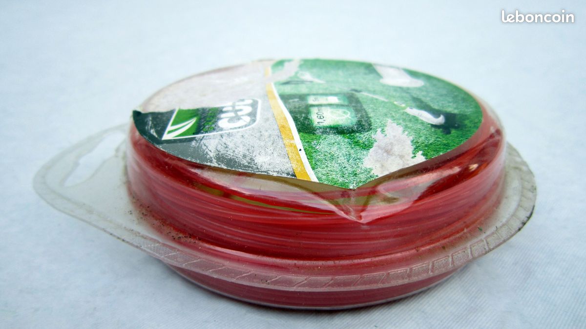 FIL NYLON POUR COUPE BORDURES SECTION ROND LONGUEUR 15 MÈTRES DIAMÈTRE 1,60 MM NEUF EMBALLAGE SCÉLLÉ au PRIX DE 2 EUROS (image 1)