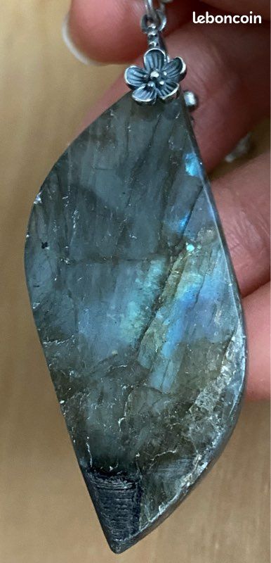 Pendentif labradorite unique en argent sterling, chaîne