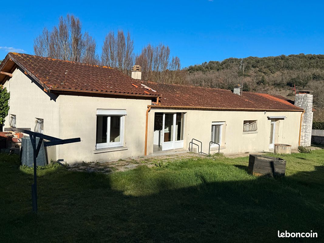 Maison 4 pièces 124 m² · à Valeilles · 124 m² · 137 800 €