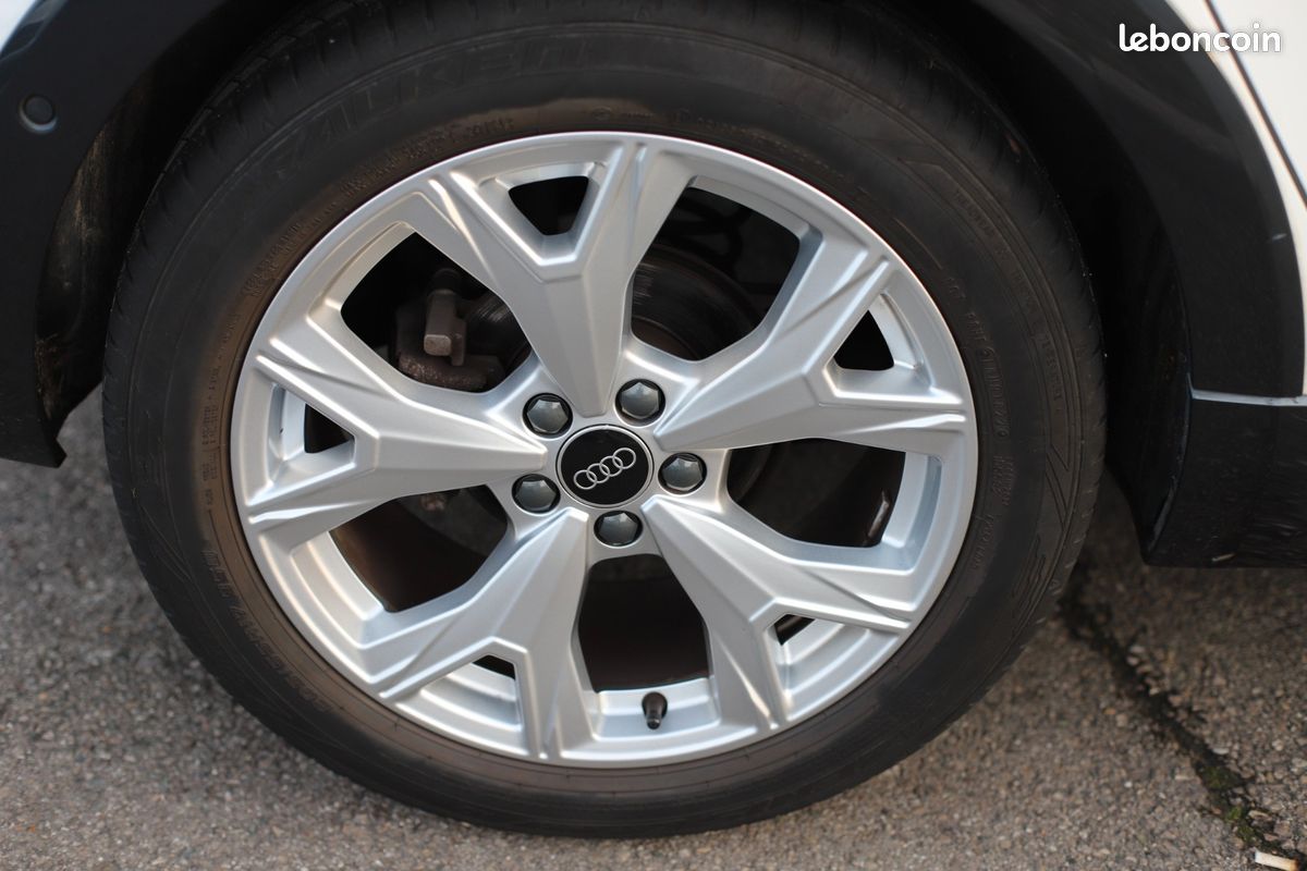 AUDI A1 ALLSTREET 30 tfsi 110 ch s tronic 7 design luxe (image 11)