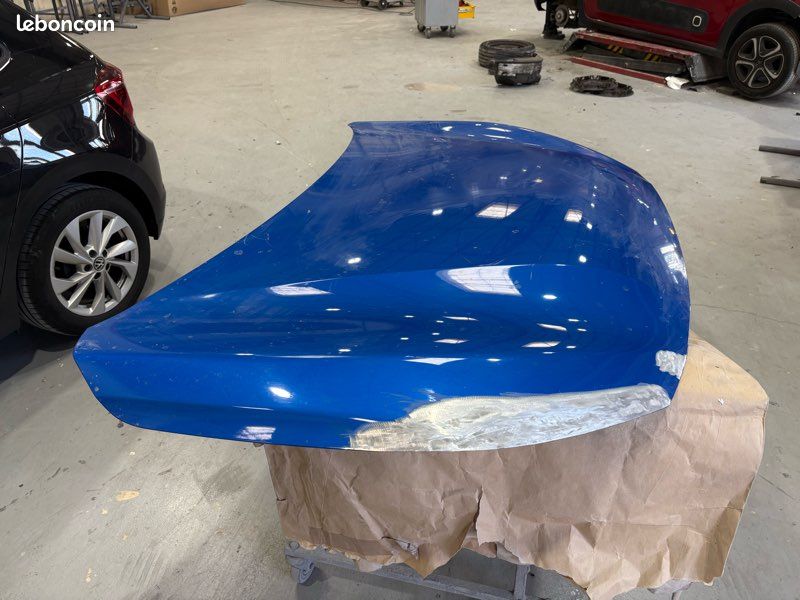 Capot avant Peugeot 208 (image 3)