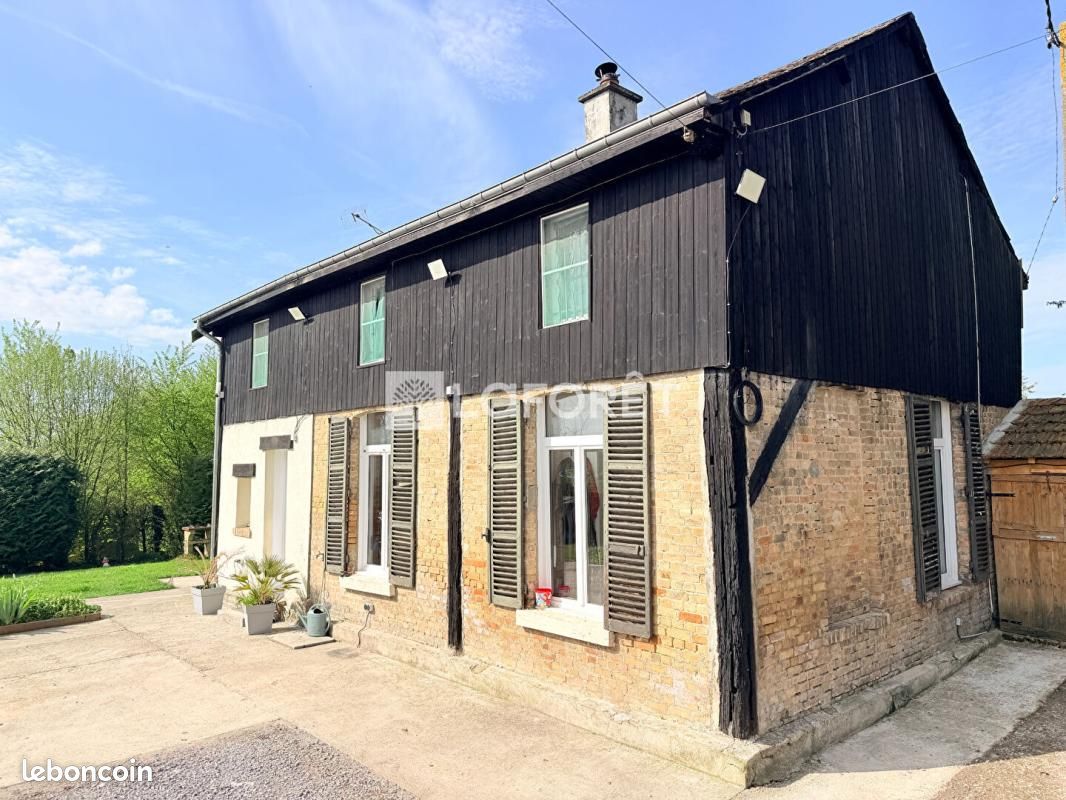 Maison 5 pièces 112 m² · à Chuffilly-Roche · 112 m² · 129 900 €