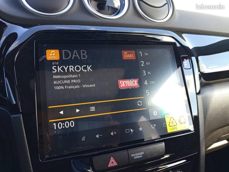 Suzuki Vitara 1.4 Boosterjet Hybrid 110ch Xplore Auto (image 27)