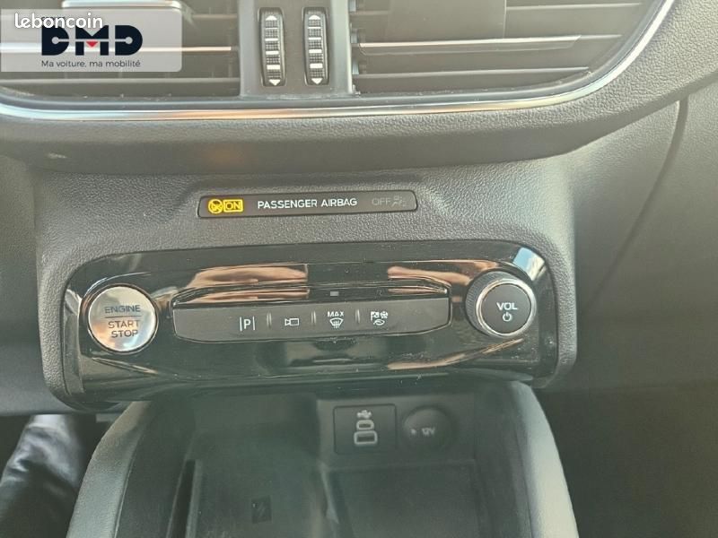 Ford Kuga 2.5 Duratec 180ch Hybrid FlexiFuel E85 Titanium Business Powershift (image 17)