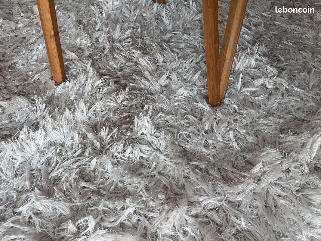Vente urgente : Tapis très confortable écru à long poils (image 4)
