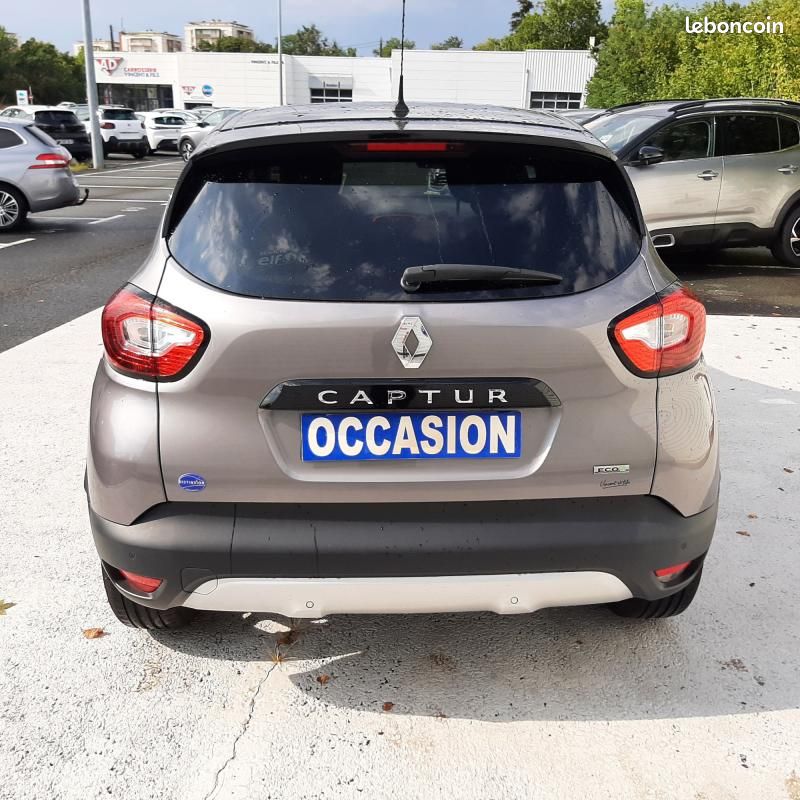Renault Captur DCI 90CH INTENS EDC (image 10)