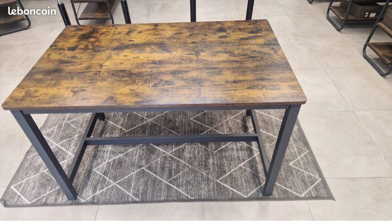 Table (image 1)