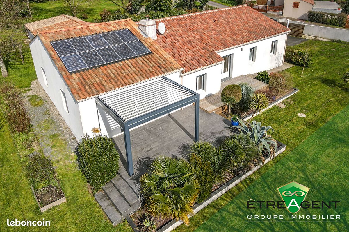 Maison 5 pièces 162 m² · à Saint-Avaugourd-des-Landes · 162 m² · 337 350 €