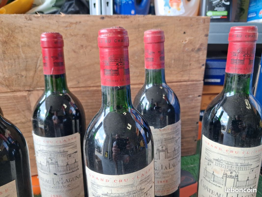 1986 Chateau La Lagune Haut Medoc (image 3)