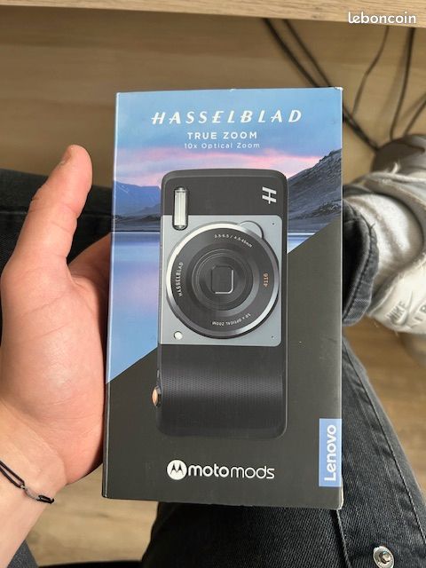 Hasselblad True Zoom Hasselblad Camera In Phone Moto Mod