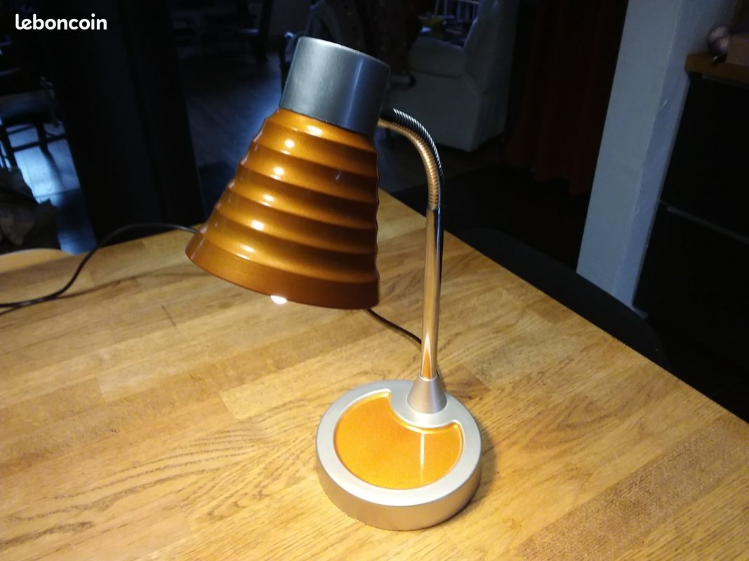 Lampe de bureau orange (image 1)