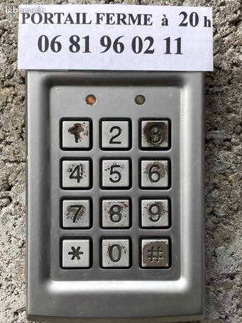 https://img.leboncoin.fr/api/v1/lbcpb1/images/59/dd/29/59dd29328bf14f3c9f35664a729ae914bda920b4.jpg?rule=ad-image