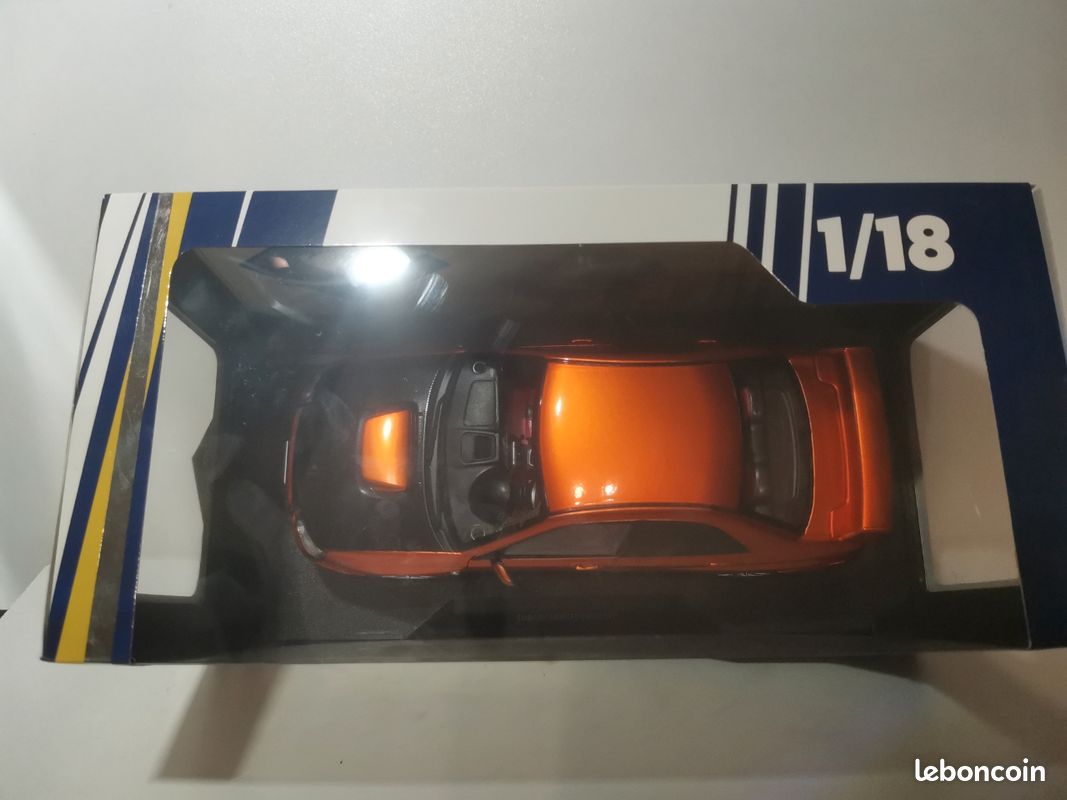 Solido Prestige 1/18 - Subaru Impreza Tuning XB Concept - Orange - Collectionneur