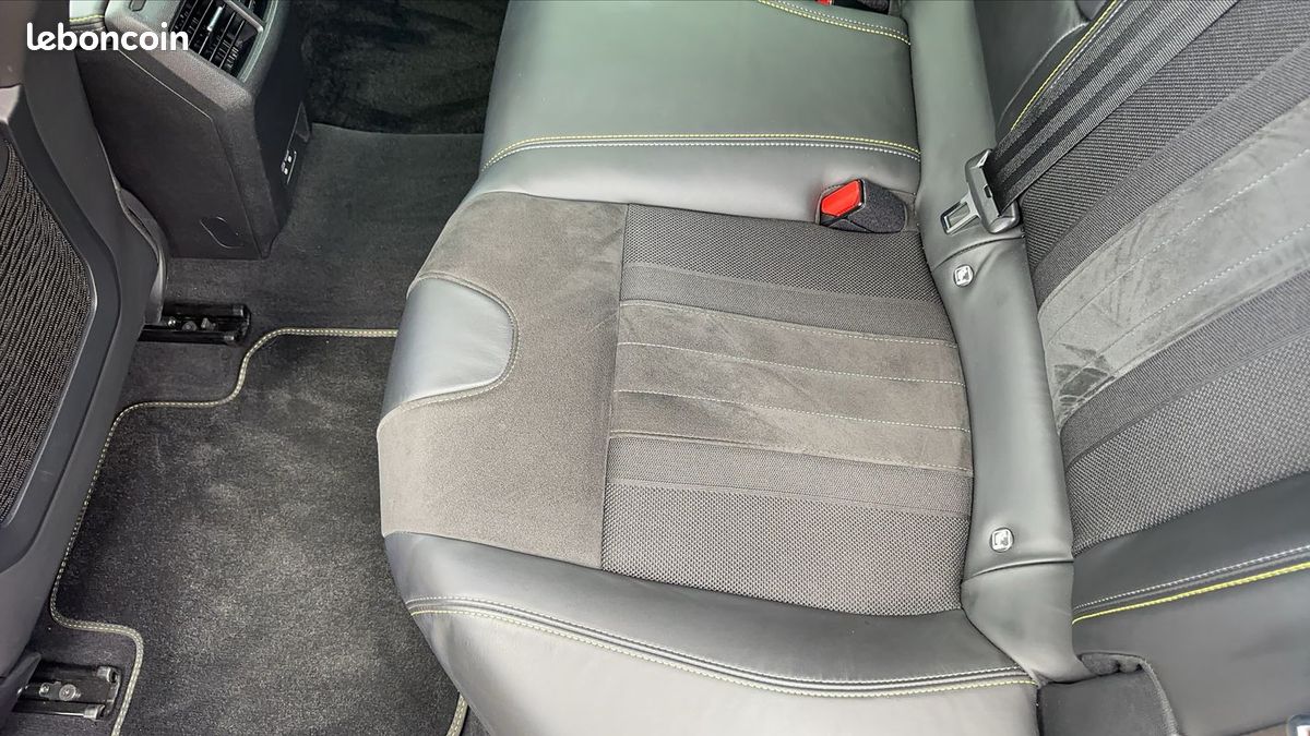 Peugeot 508 1.6 PSE 360 Hybride4 EAT8 Peugeot Sport Engineered (image 25)