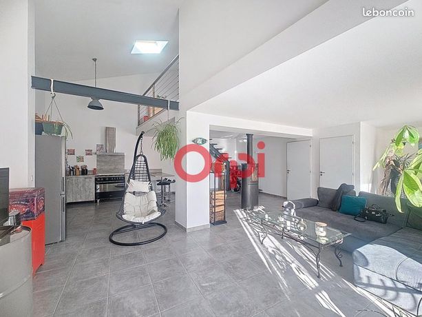 Maison 4 pièces 126 m²