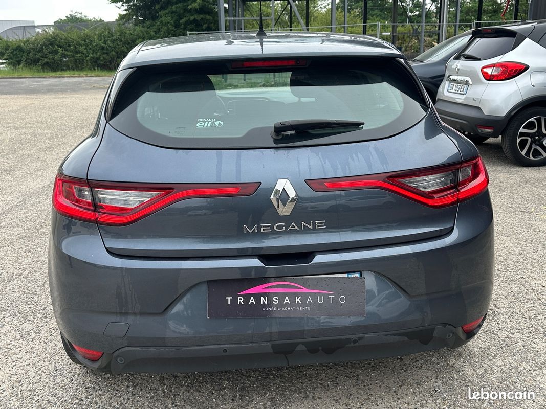RENAULT MEGANE IV BERLINE TCe 100 Energy Life (image 4)