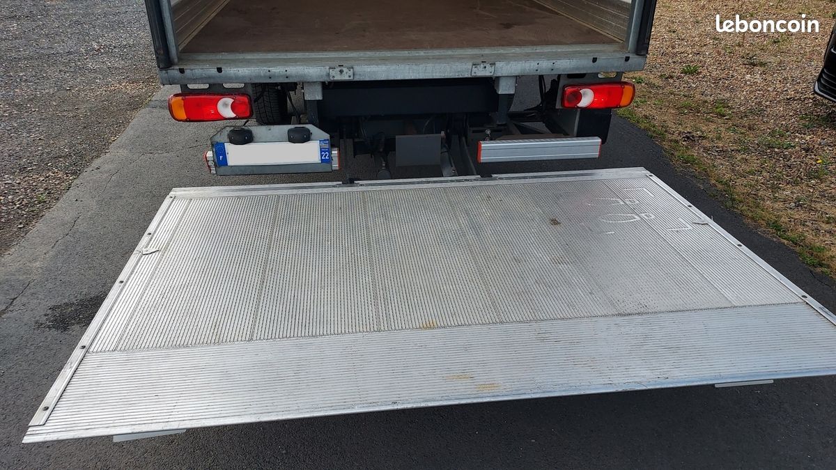 Renault MASTER III GRD VOL GRUAU R3500 L3 2.3 BLUE DCI 145CH CONFORT CAISSE BASSE +HAYON (image 6)