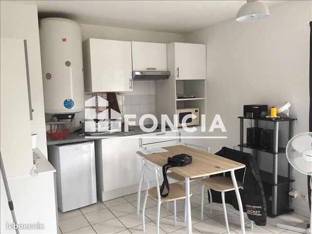 Appartement 1 pièce 25 m² · à La Roche-sur-Foron · 25 m² · 530 €
