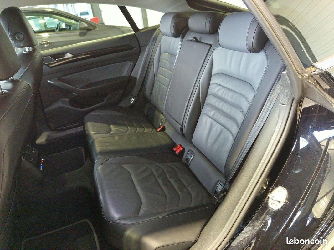 VOLKSWAGEN Arteon 2.0 TDI 150 SCR DSG7 Elegance (image 17)