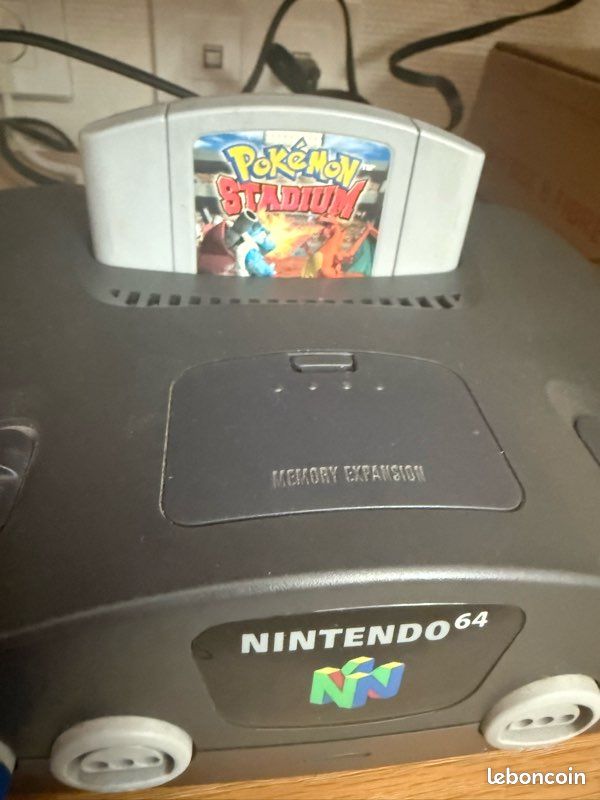 2 Nintendo 64 (lot complet en photos) (image 2)