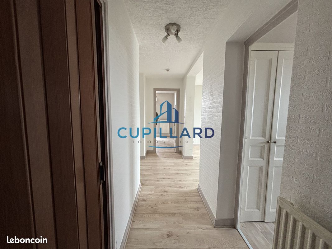 Appartement 3 pièces 57 m² · à Roanne · 57 m² · 609 €/mois