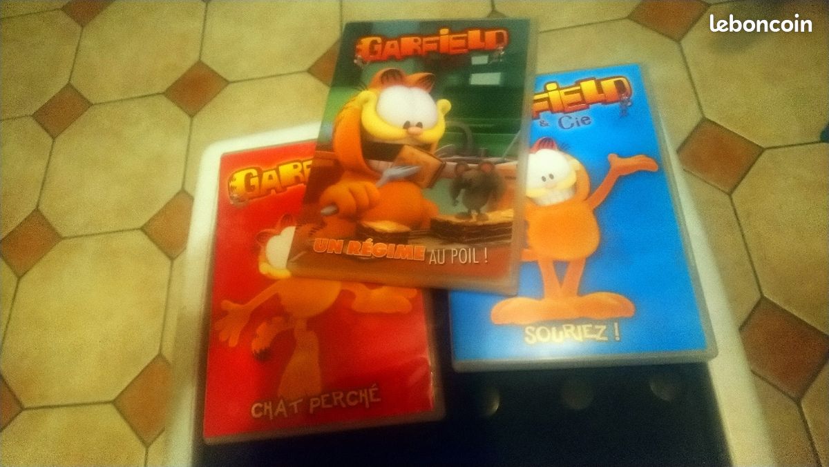 Lot de 10 DVD GARFIELD ÉTAT IMPECCABLE COMME NEUF (image 3)