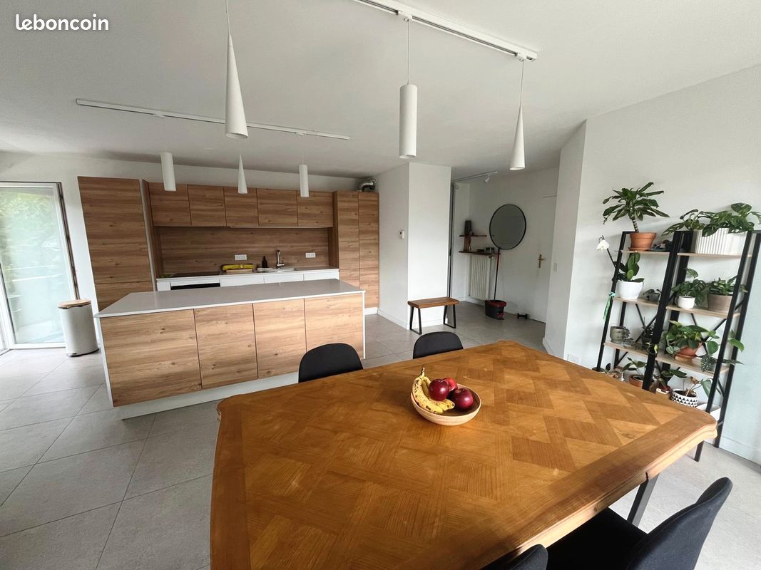 Appartement 4 pièces 87 m² · à La Roche-sur-Foron · 87 m² · 345 000 €