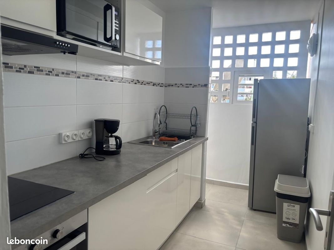 Appartement 3 pièces 44 m² · à Les Abymes · 44 m² · 800 €/mois