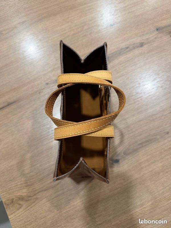Sac Louis Vuitton vernis (image 4)