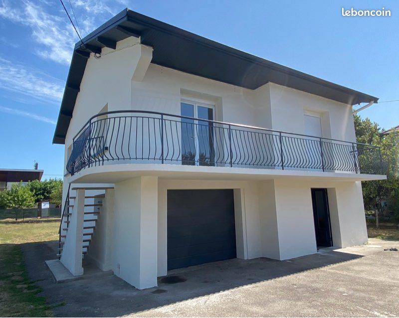 Maison 6 pièces 154 m² · à Le Pont-de-Beauvoisin · 154 m² · 370 000 €